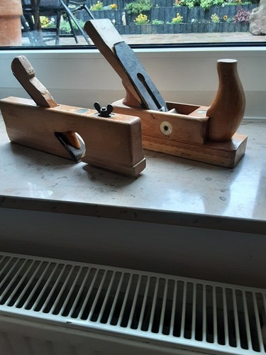 Hobel holz 2versch alt - hobel,