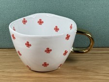 PRETTY LITTLE HOME 7,5 x 10,5 cm asymmetrische weiße Keramik Tasse rote Blumen gold