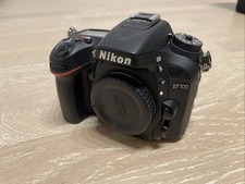 Nikon D7100 mit Nikon DX