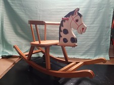 Schaukelpferd aus Holz HERLAG