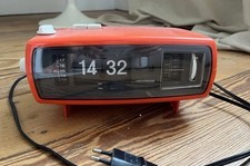 Universum Clock Radio W 2758 Flip Klappzahlen Uhr Orange Radiowecker