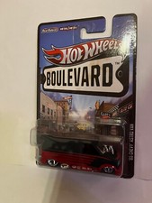 Hot Wheels  Boulevard - `85 Chevy Astro Van - Real Riders auf US-Card