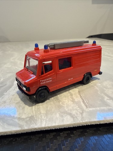 Praliné 507 halbbus - mb, d