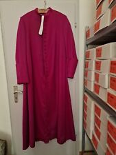 Violette Soutane - wie neu. Kleidung für Kleriker. 