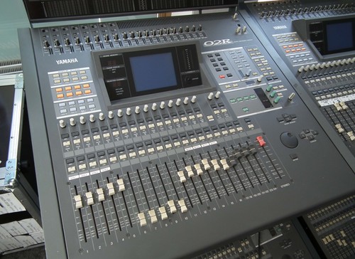 Yamaha mischpult 02r - yamaha,