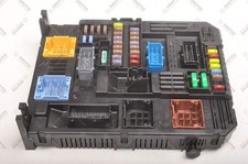 PEUGEOT 2008 II 1.2 12V PureTech 130PS BSI Sicherungskasten 9855665180