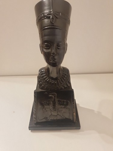 ägyptische bronzefigur - Ägyptische,