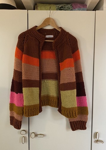Strickjacke gestreift - strickjacke,