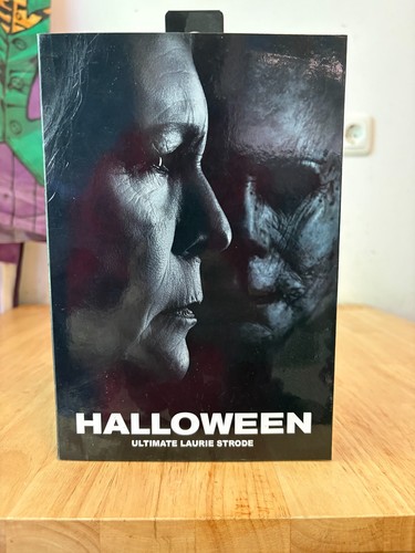 Halloween ultimate laurie - halloween,