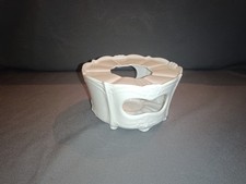 Porzellan Stövchen; Alt Tirschenreuth weiß Relief