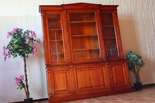 Nr.1887 GRL: Vitrine Schrank Kirsche Vollmassiv