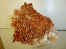 Vanadinit auf Baryt, Mibladen Marokko