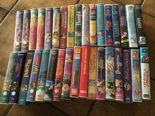 40 VHS Kassetten, 35 Kinderfilme, 5 Erwachsenenfilme (Foto)