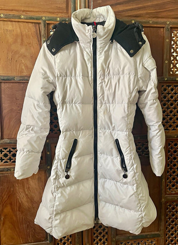 Moncler mädchen daunenmantel - moncler,