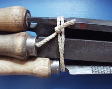 Feilen Set bestehend aus 4 Feilen , 1 Raspel