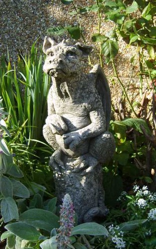 Ambrose gartendeko steinfigur - ambrose,