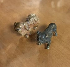 2 Wiener Bronze Hunde 19