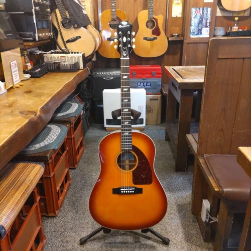 Elektrische akustikgitarre - elektrische,