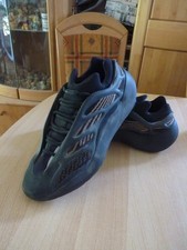 Adidas Yeezy 700 V3 Ortholite braun schwarz  Gr. 46