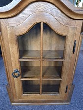 Vitrine, Hängevitrine rustikal:  Höhe 59 cm, Breite 56 cm, Tiefe 16 cm