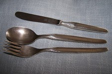 WMF 100 . 3 TEILIGES   KINDERBESTECK  MIT  GRAVUR   " BIRGIT "