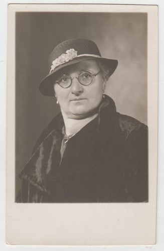 Portrait dame mittleren - portrait,