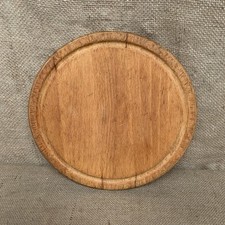 Geschnitztes Brotbrett - rund