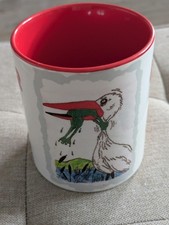 Tasse in ROT Bedruckt „NEVER GIVE UP “ Frosch würgt Storch  unbenutzt neuwertig