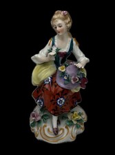 Sitzendorf  Figure Mädchen