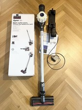 Dyson V6 Handstaubsauger