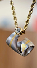 Platin Anhänger Mit 0,1 ct