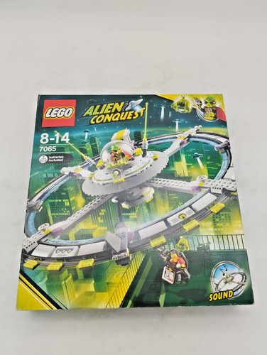 Lego 7065 alien mothership - alien,