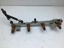 SAAB 9-5 Kombi YS3E Einspritzanlage Benzin 0280156023 mit 4 Einspritzdüsen