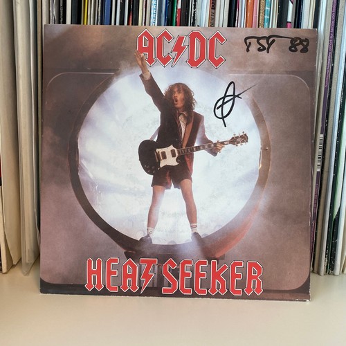 Heatseeker near - -, (near