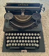 Schreibmaschine URANIA antik