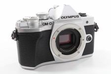 Olympus OM-D E-M10 Mark III