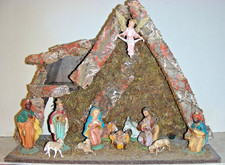alte  Krippe  mit