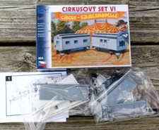 2 verschiedene Zirkus Anhänger  - 1:87  Bausatz von SDV-Models