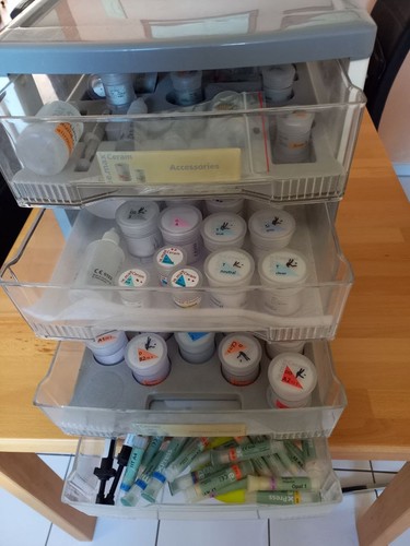 Ivoclar emax ceram - ceram,