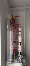 LEGO Apollo Saturn V mit Versorgungsturm und Beleuchteten Schaukasten! Space