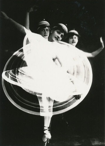 Bauhaus triadisches ballett - bauhaus,,