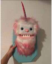 Pink Yeti Monster Einhorn Wand Deko Kopf Jäger Kuscheltier