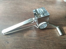 Käsereibe Edelstahl