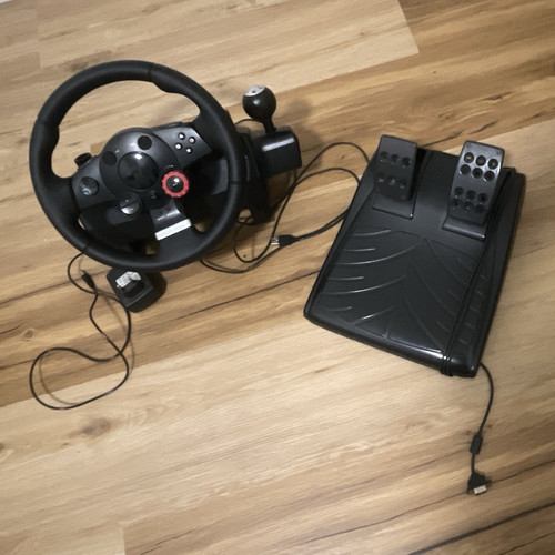 Logitech driving force - driving,