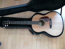 Hochwertige Akustische Gitarre