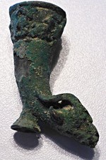 Original antiker Persisches Rhyton –Tierkopf-Trinkgefäßes aus Bronze