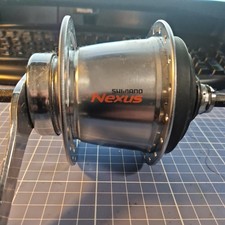 Shimano Nexus Nabenschaltung Hinterrad Nabe 7 Gang Rücktritt SG-C3001-7C 18 Loch