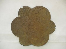 x-21329	Altes Antik Eisen Ornament " Mägdesprung " Durchmesser: ca. 355mm