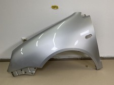 VW Polo IV Kotflügel links