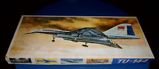 original VEB Plasticart Zschopau Leerkarton Tupolev Tu-144 in 1:100 55x22x5cm